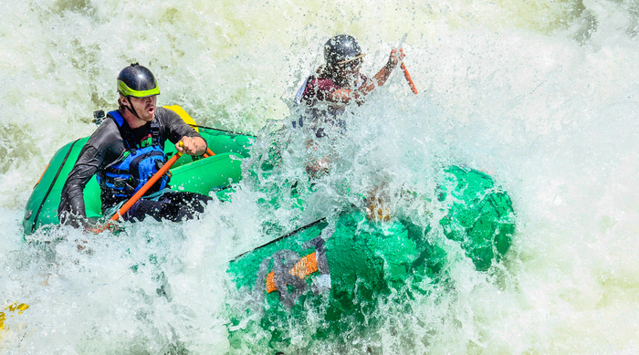 Tips for Whitewater Rafting with Two People (R2 Rafting))